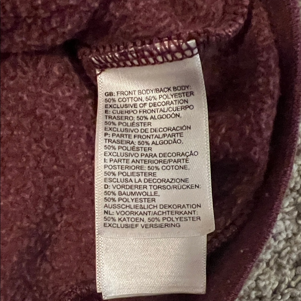 The North Face Burgundy Pullover Hoodie - Picture 4 of 8